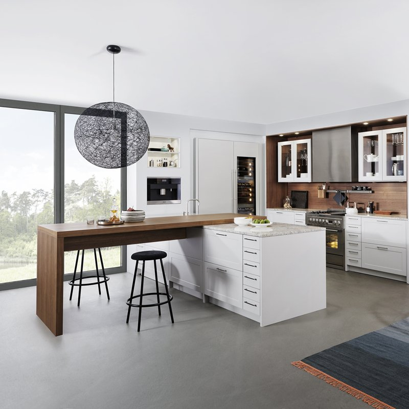 Venta al por mayor de fábrica Foshan mostradores de acero inoxidable para exteriores diseño de muebles de cocina de laminado de madera despensa alta de almacenamiento armarios de cocina con isla