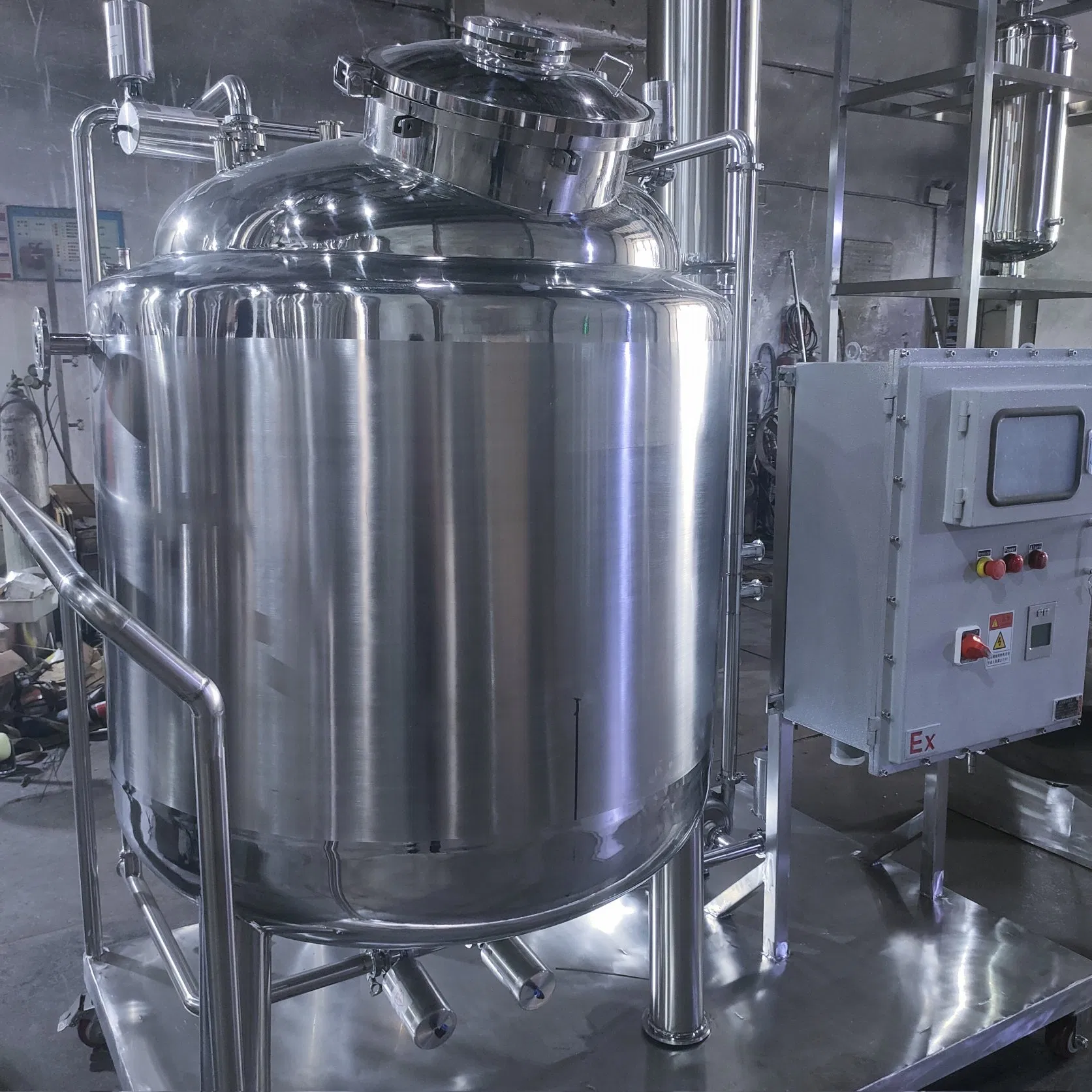 Sistema de Control a Prueba de Explosiones para el Proceso de Limpieza y Lavado de Soluciones de Acero Inoxidable Joston
