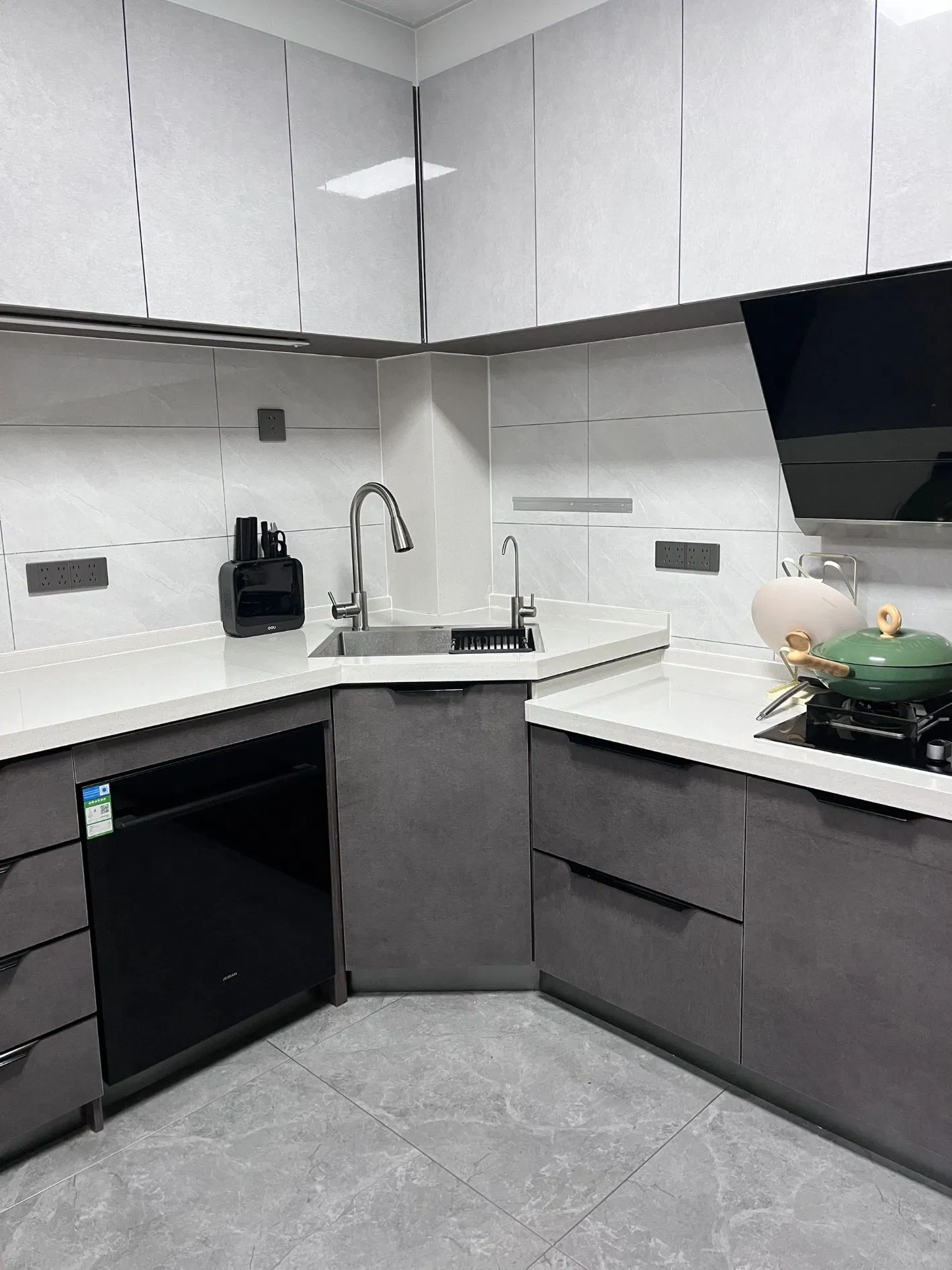 Gabinetes de cocina de melamina moderna con fregadero para villas de lujo