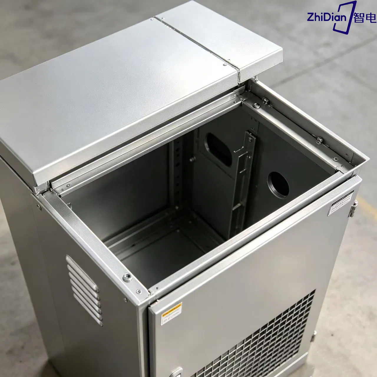 Gabinete de Distribución de Baja Tensión de Tres Fases de Acero Inoxidable Robusto para Sistemas de Potencia Industrial con 380V a 690V Estructura Personalizada