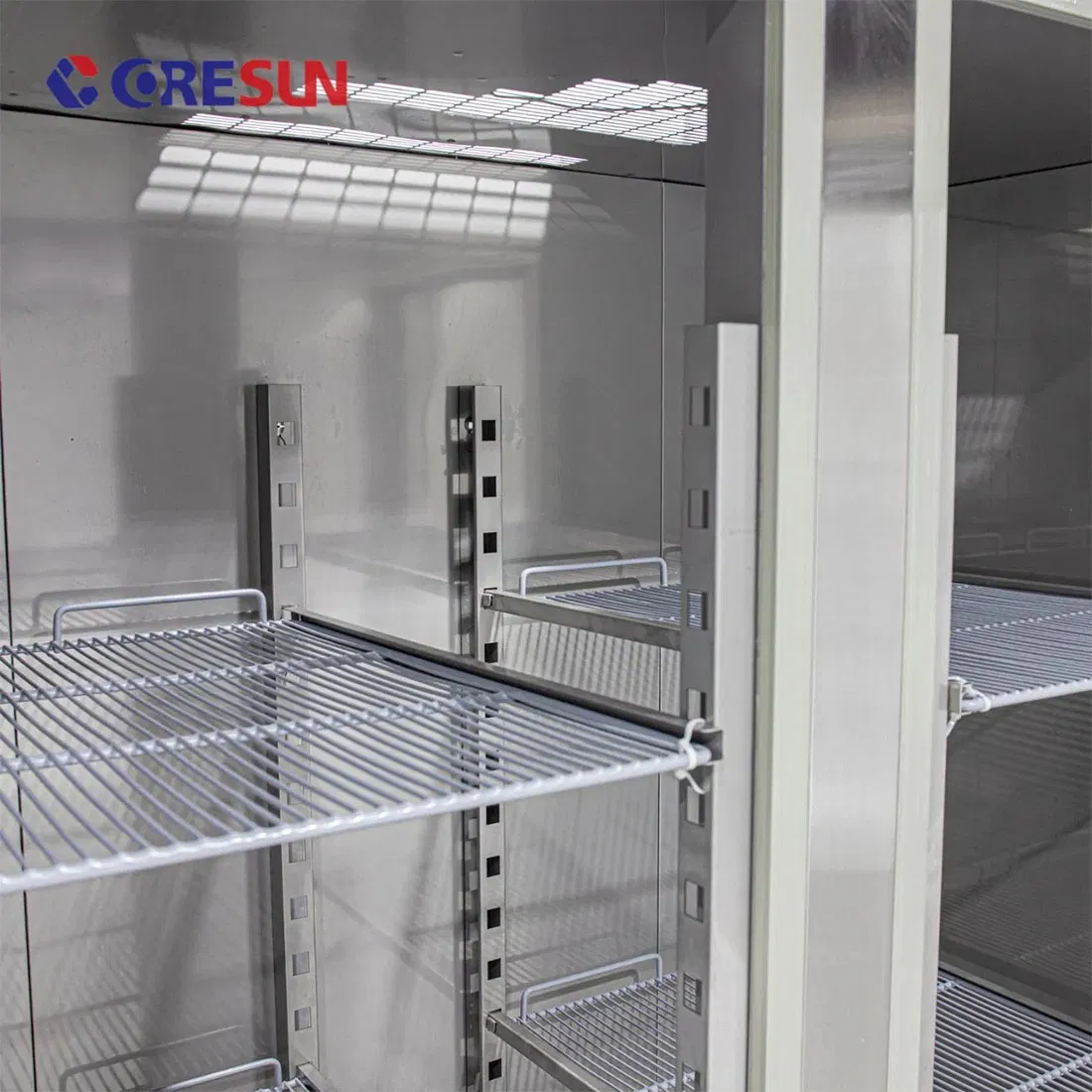 Gabinetes de exhibición refrigerados altos para uso en catering de hospitalidad