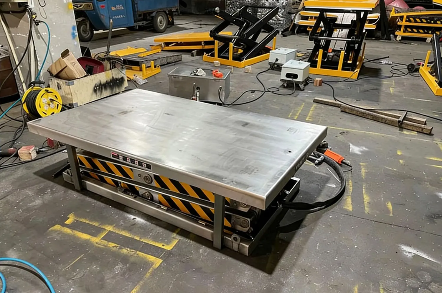 Stainless Scissor Lift Table Gallery 2
