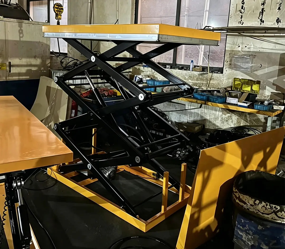 Manual-Hydraulic-Roll-Lifter03