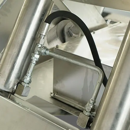 High-pressure oil hose