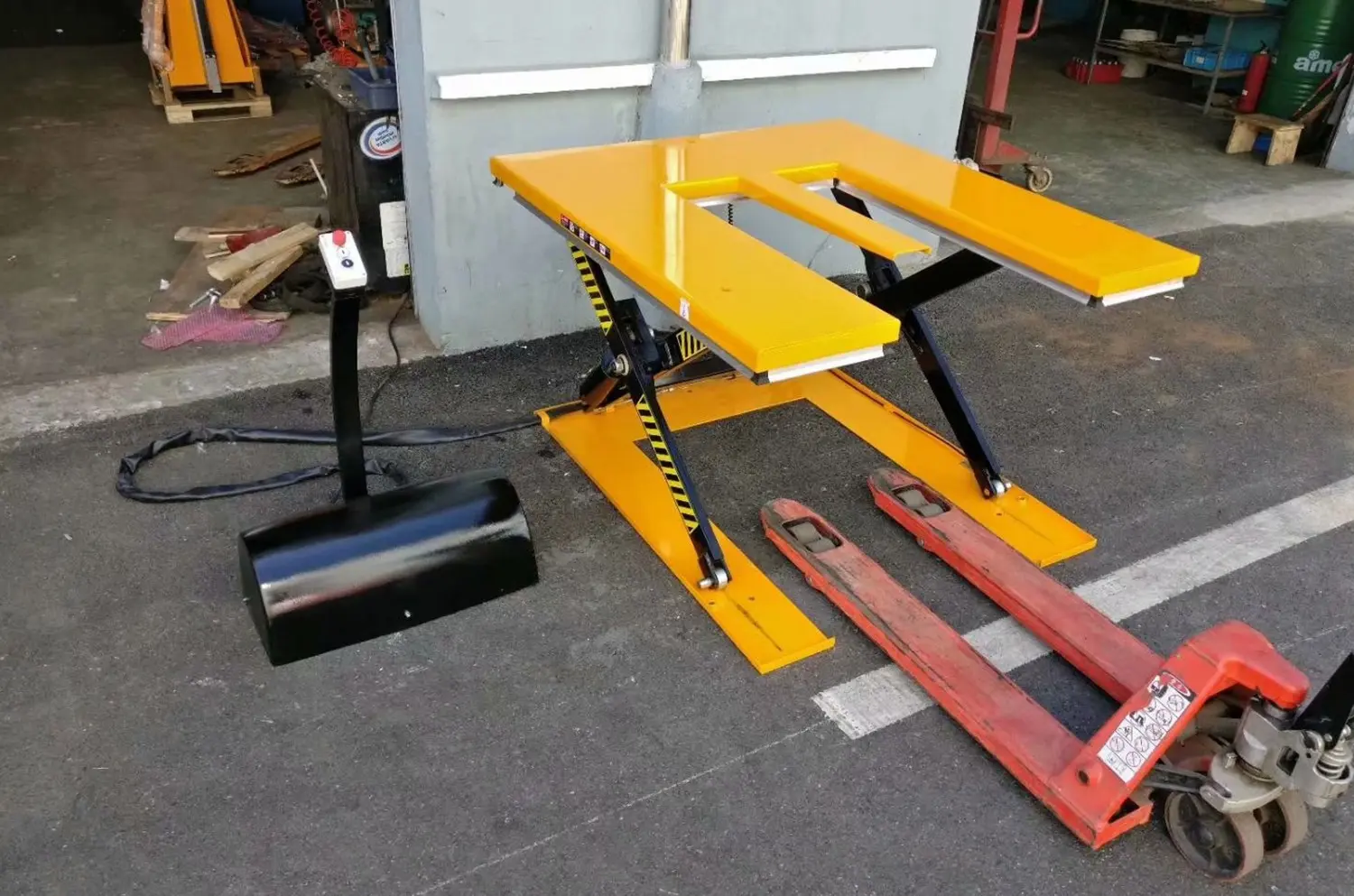 Scissor lift table detail 02