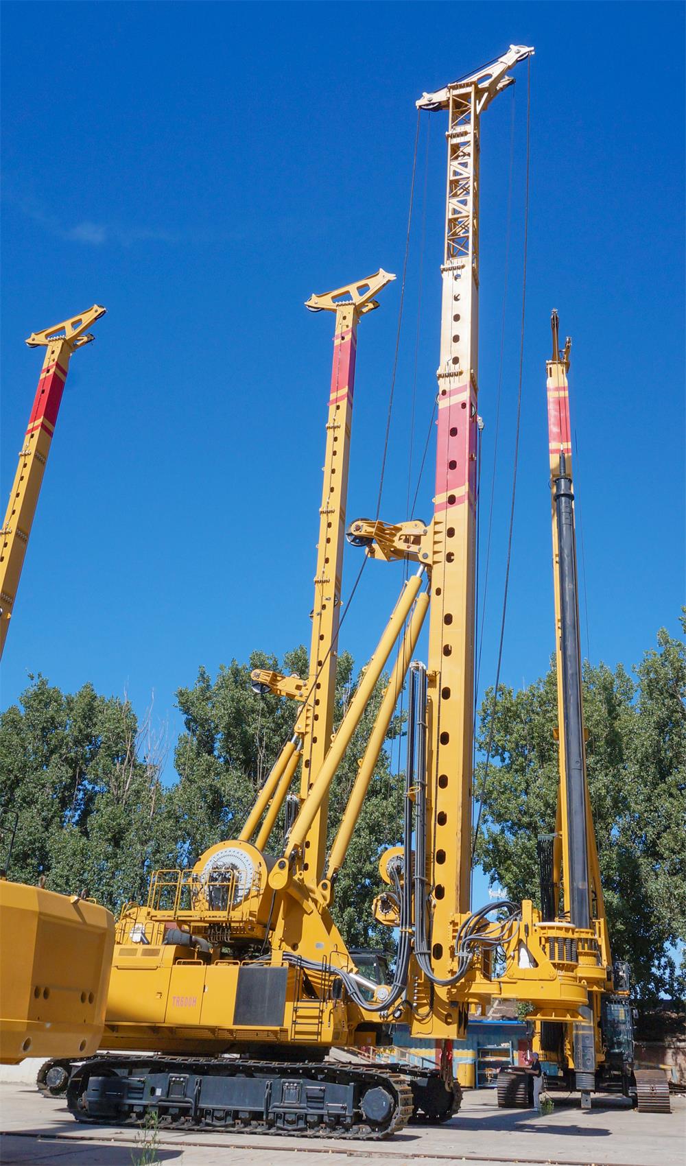 Mast Structure Details