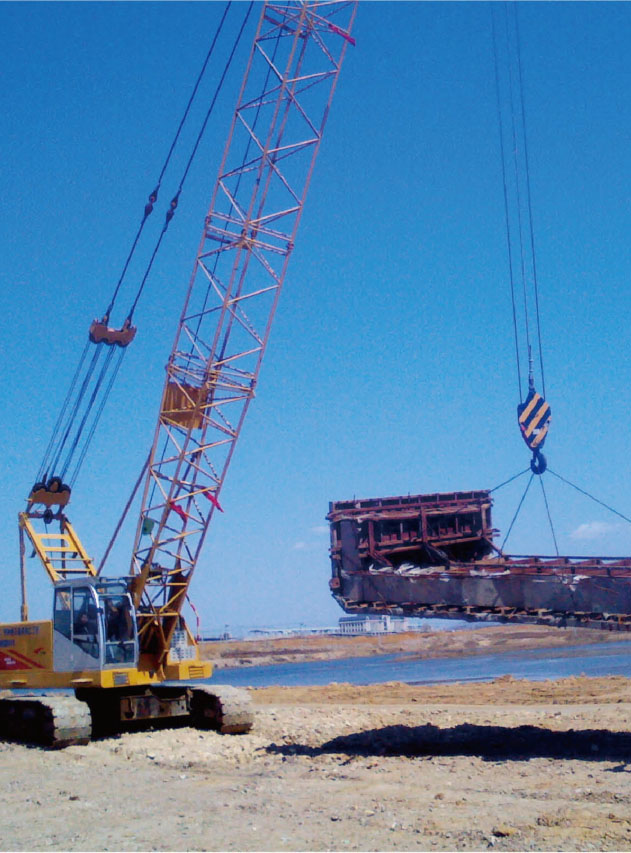 Crane Equipment Image