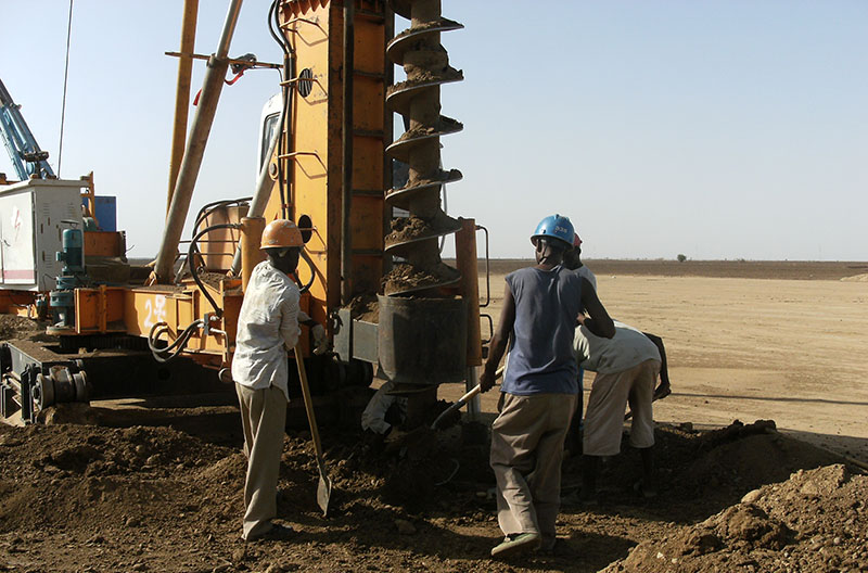 TH-60 Hydraulic Piling Rig Detail 1