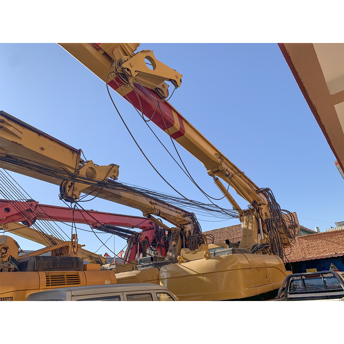 Discount Used CRRC TR220D Rotary Drilling Rig for Sale 2200mm 52m Factories, Products