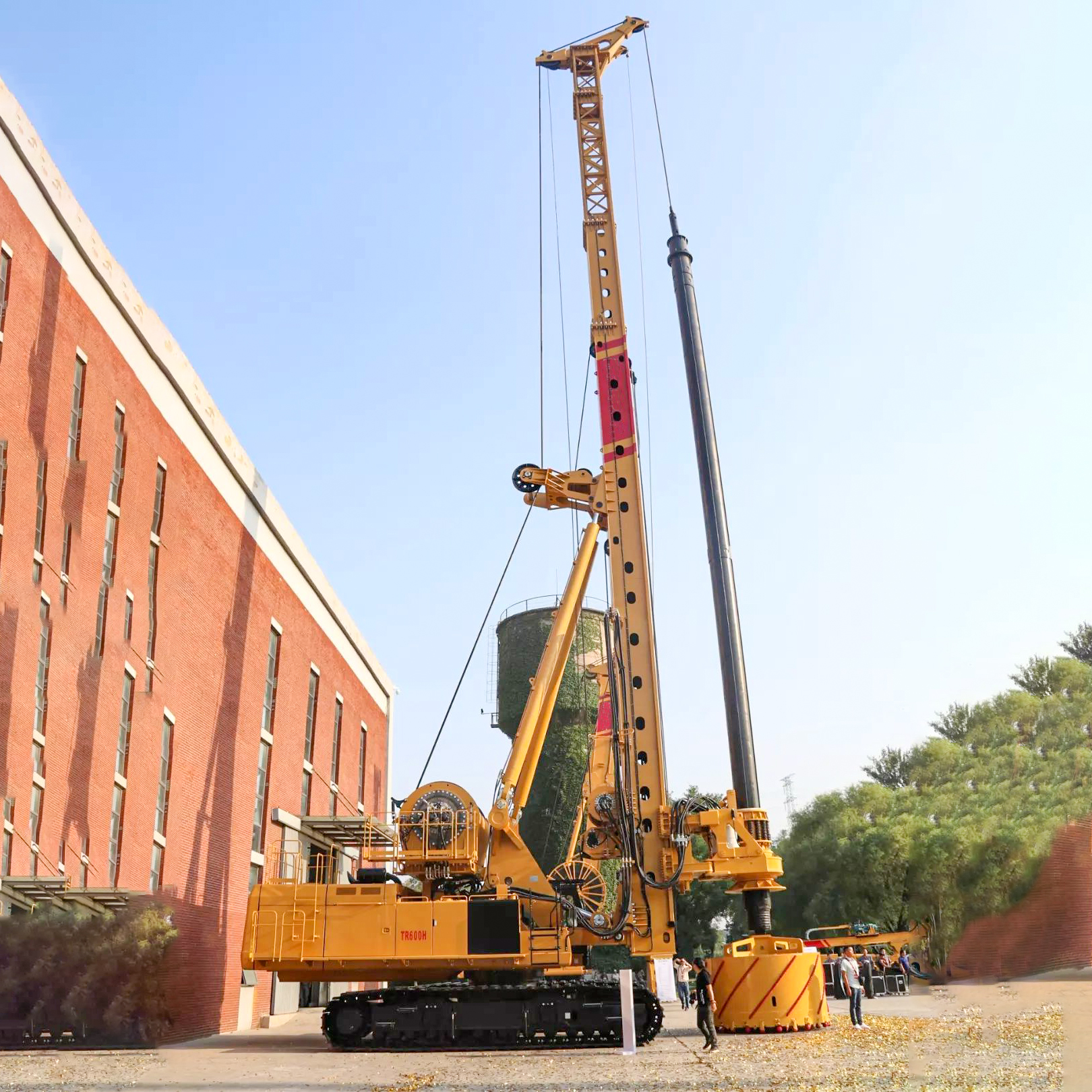 ODM TR600 Rotary Drilling Rig Factories, Product