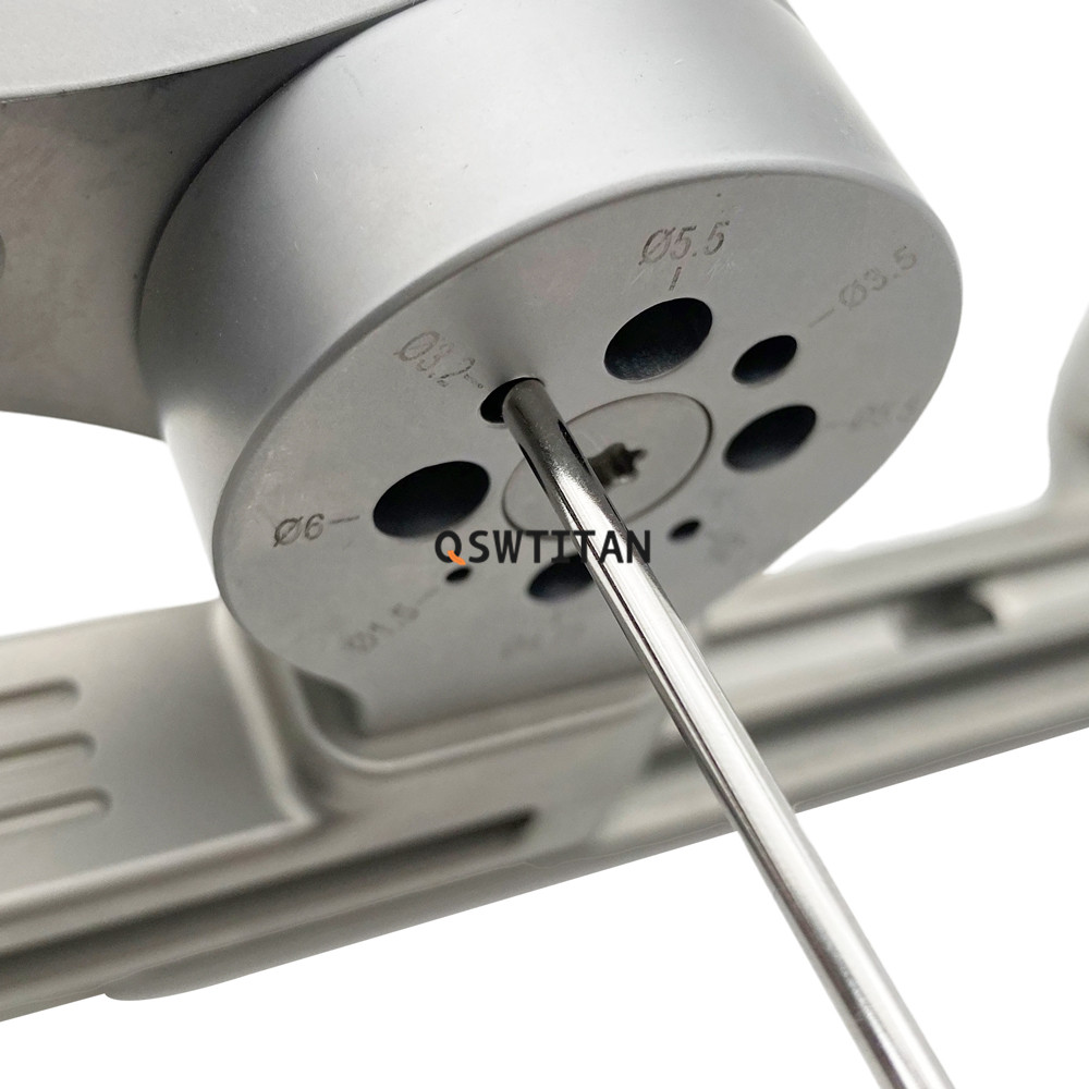 Rod Cutter Forceps Table Detail 6