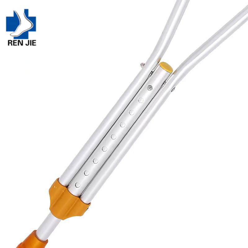 Health Care Adjustable Walking Aids Axillary Underarm Crutches for Disabled Person