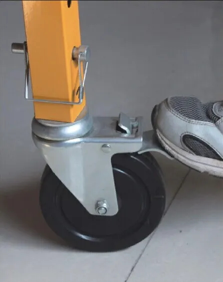 Wheels can be locked for safety