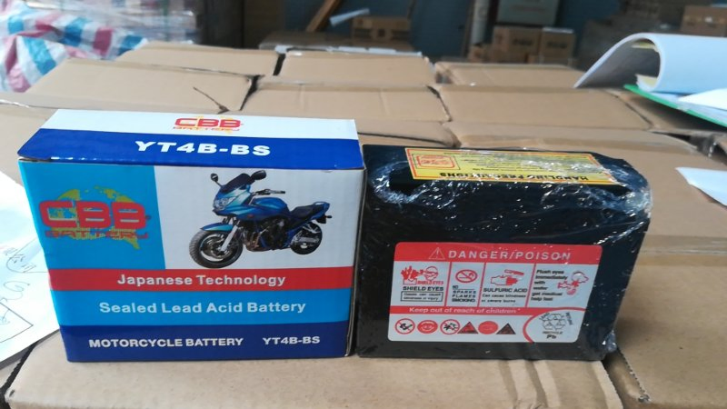 12V 2.5ah Yt4b-BS AGM Battery Maintenance-Free Motorcycle Battery
