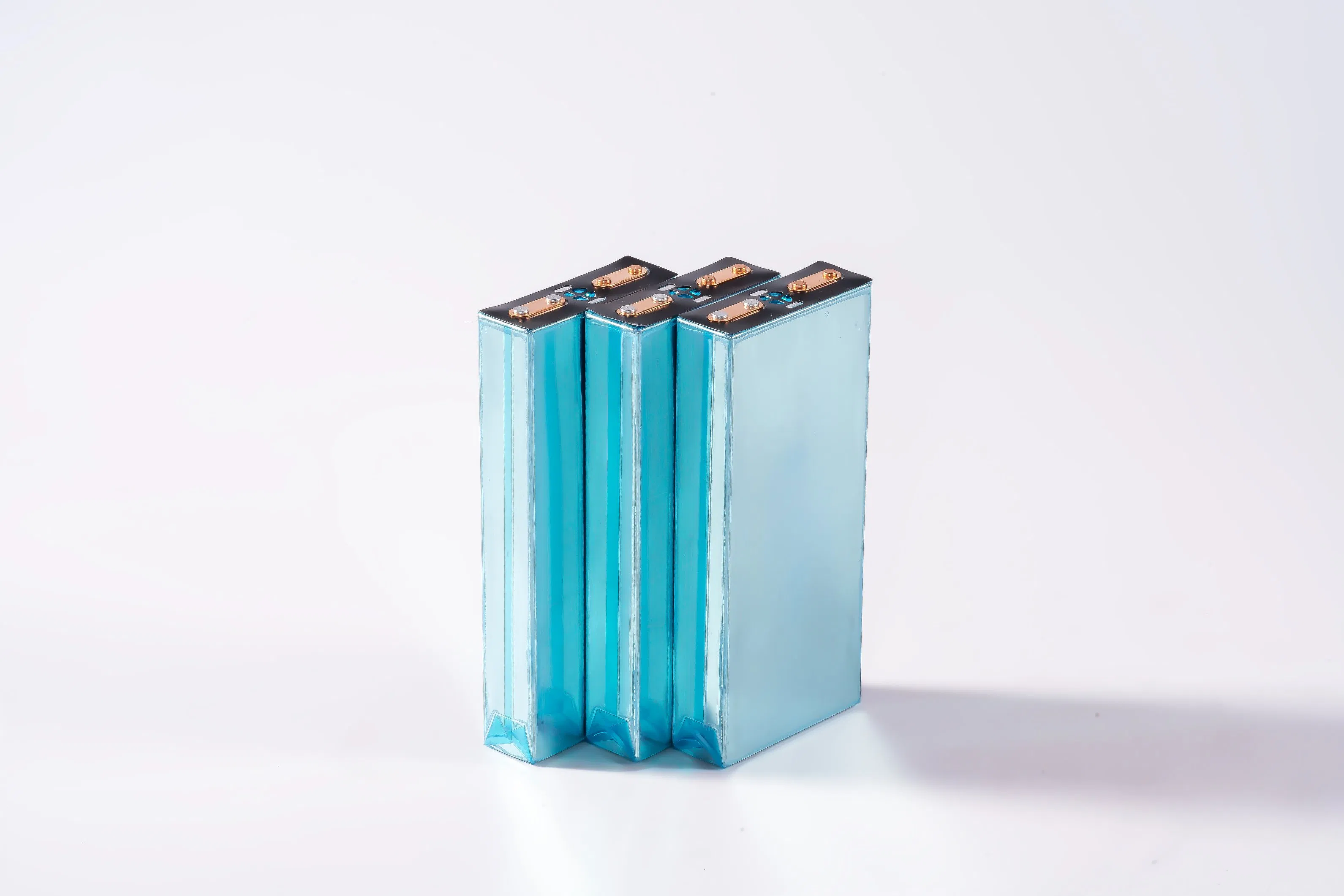 Grade a+ 3.2V 21ah LiFePO4 Cells High Capacity Rechargeable Batteries for Wheeler Solar