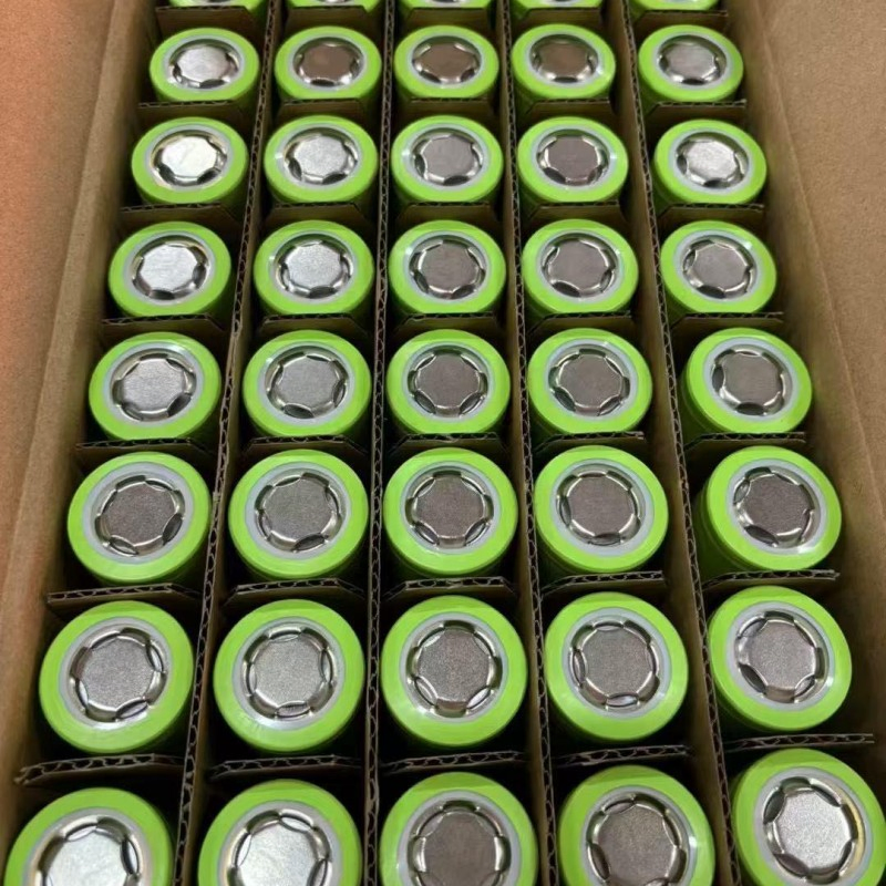 Brand New 15ah LFP Battery Cells High and Low Temperature Resistance Large Capacity 3.2V 15ah LiFePO4 Battery 32140