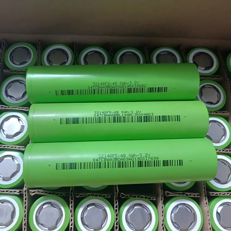 Long Cycle Life Lightweight Lithium Ion Battery