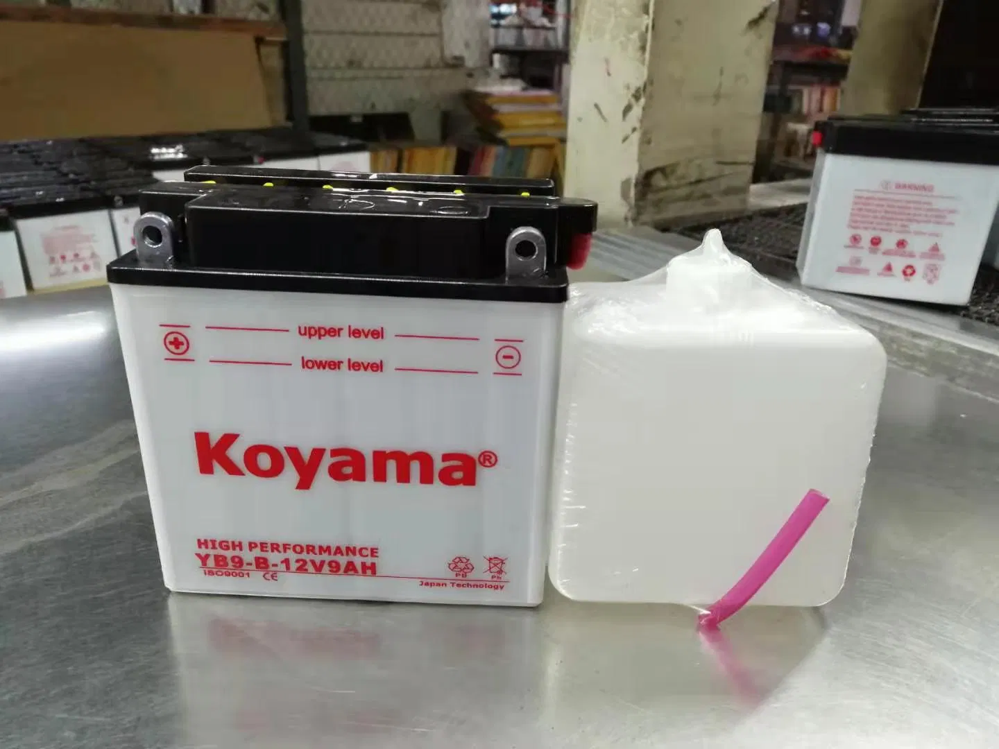 High-Performance 12V 9ah AGM Motorcycle Battery with Acid Pack