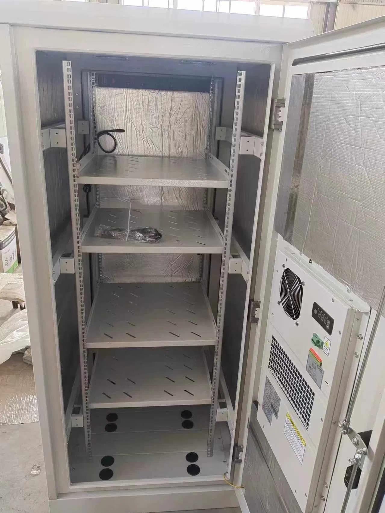 Household Energy Storage Lithium Battery System 17.5kw 6, 000 Cycles IP65 Protection Can Communication Hybrid 5-Year Warranty