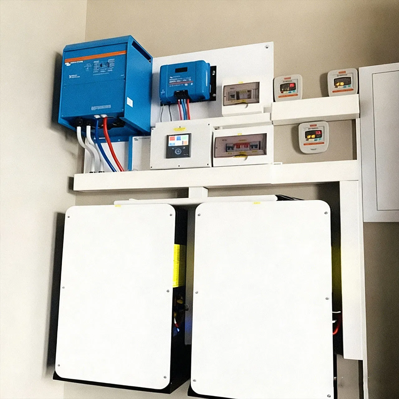 10kwh 20kwh Split IP65 Hybrid Grid Wall-Mounted 51.2V 200ah LiFePO4 Battery Home Energy Storage for Home Appliances Solar Battery