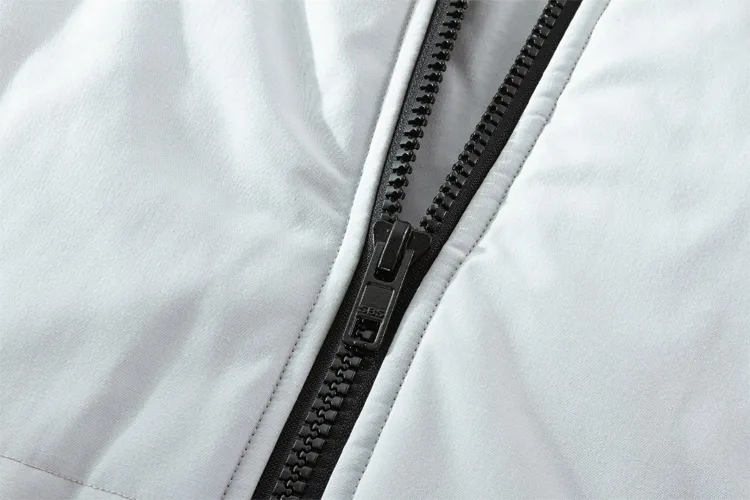 Women Winter Coat Detail 2