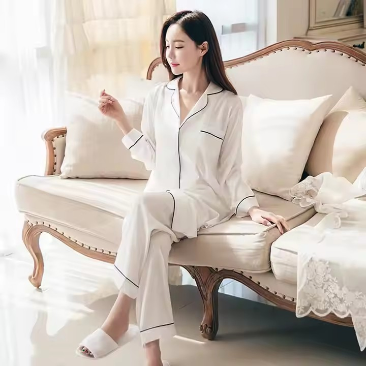 Wholesale Clothing Custom Velvet Fabric Pajamas for Women Set Long Sleeve Pyjamas Women's Sleepwear