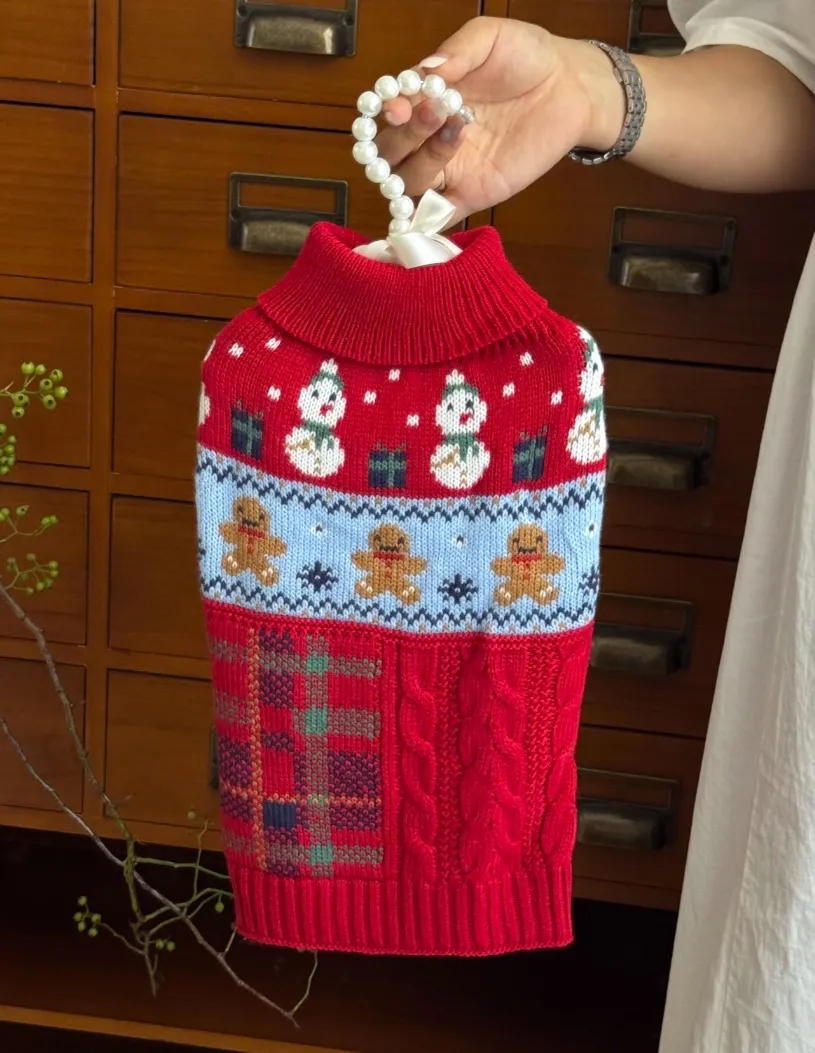 Pet Sweater Detail 4