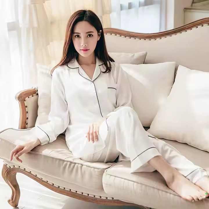 Wholesale Clothing Custom Velvet Fabric Pajamas for Women Set Long Sleeve Pyjamas Women's Sleepwear