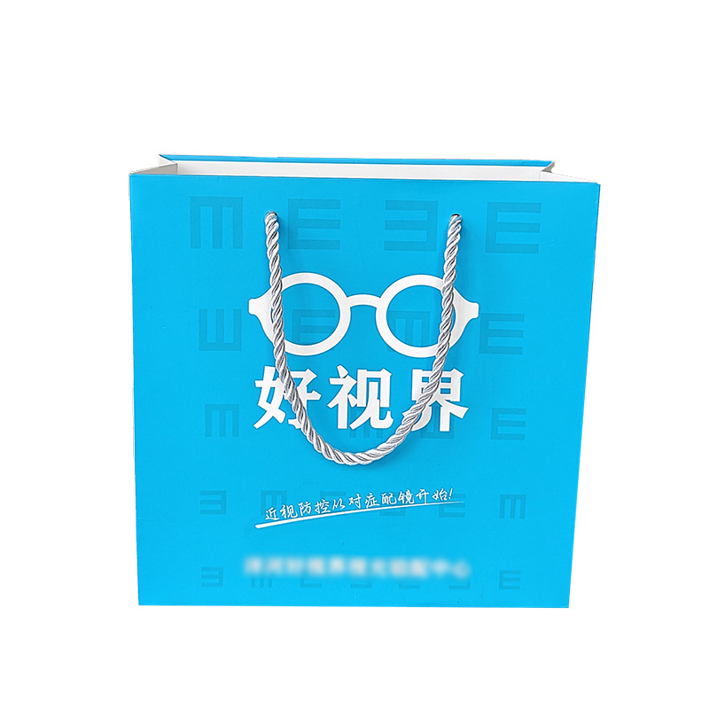 Custom Sustainable Paper Bags for Eco-Conscious Fashion Retailers