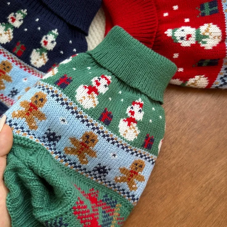 Pet Sweater Detail 9