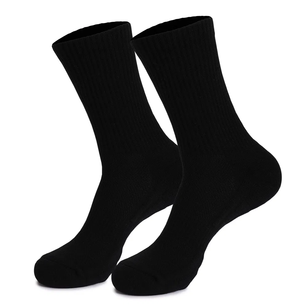 Comfortable Streetwear Sport Socks Custom Logo Athletic Socks for Men and Women Spring Summer Fashion Black Socks