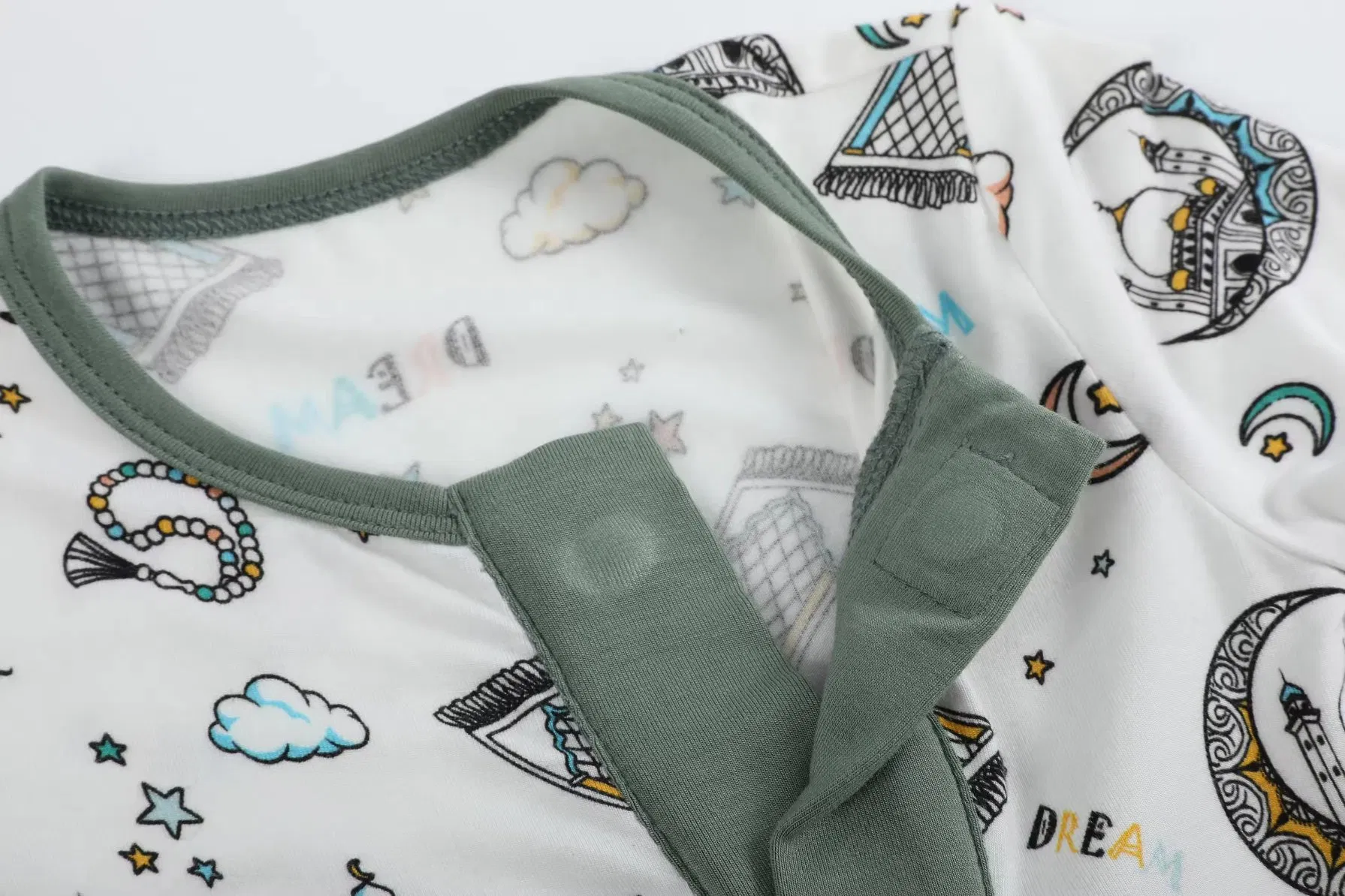 Hot Selling Girl Boy Clothes Printed Magnet Sustainable Toddle Footie Baby Bamboo Romper