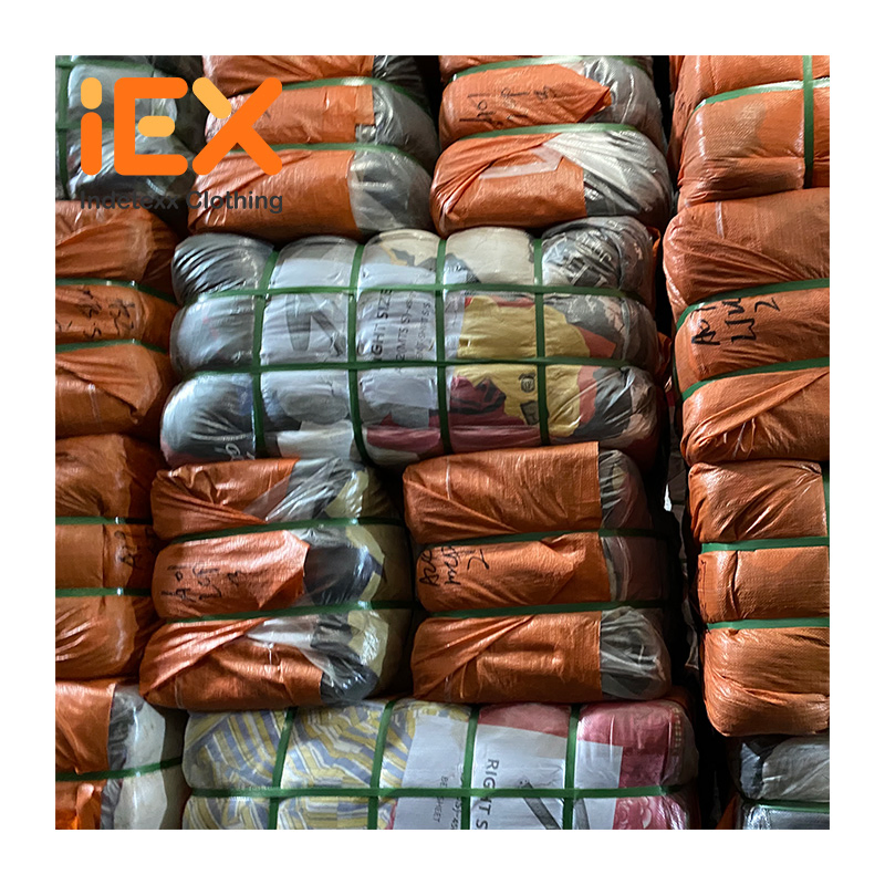 Used Cheap Winter Short Worsted Coat Women Second Hand Clothes