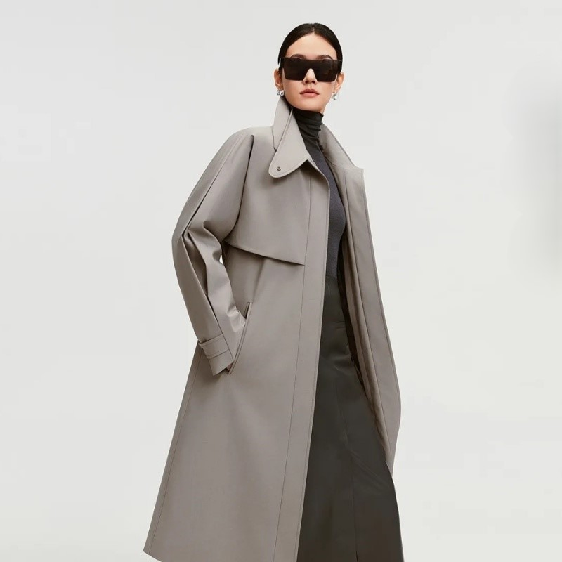 High Quality New Selling Winter Outerwear Factory Custom Warm Down Puffer Jacket Lightweight Hooded Short Down Jacket