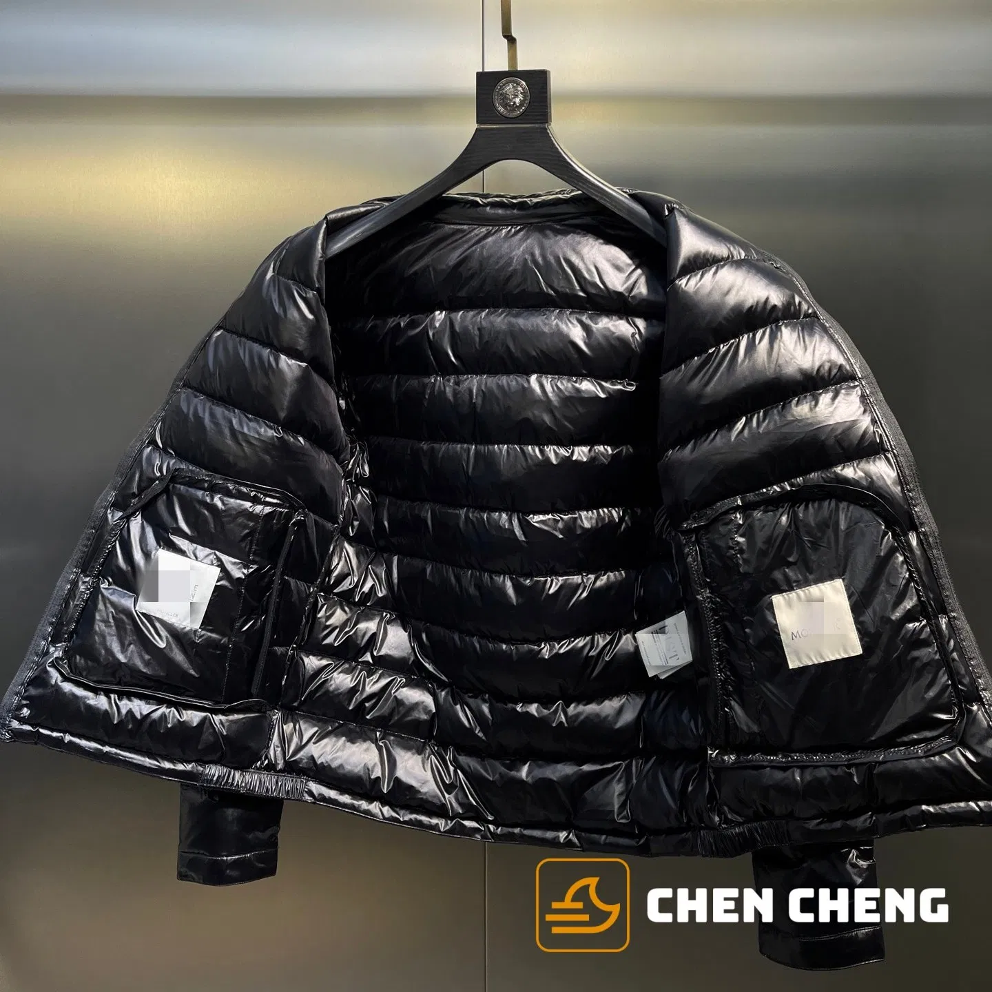 China Replica Clothing Fashion Factory Brand Men Stock Winter Clothes