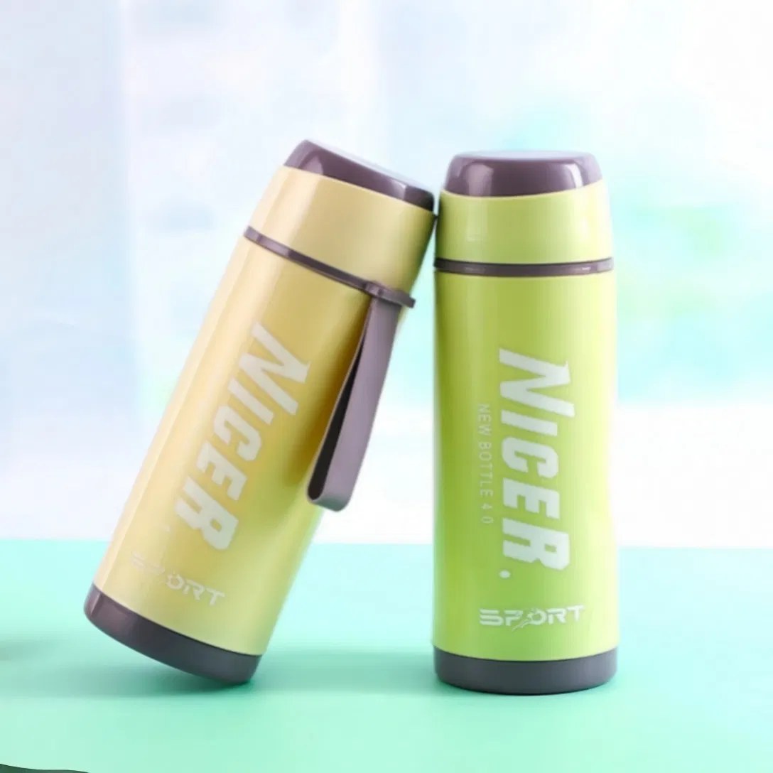 Sports Water Bottle with Digital Temperature Display Smart Hydration Tracking