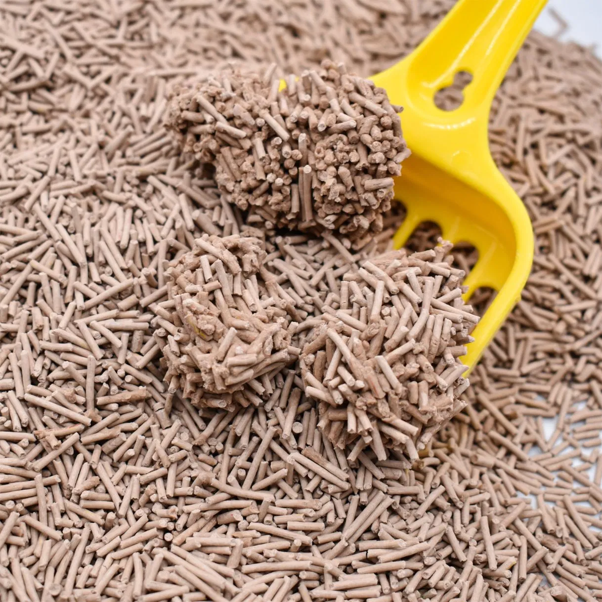 100% Natural Materials Dust Free Fast Clumping Tofu Cat Litter with Coffee Odor