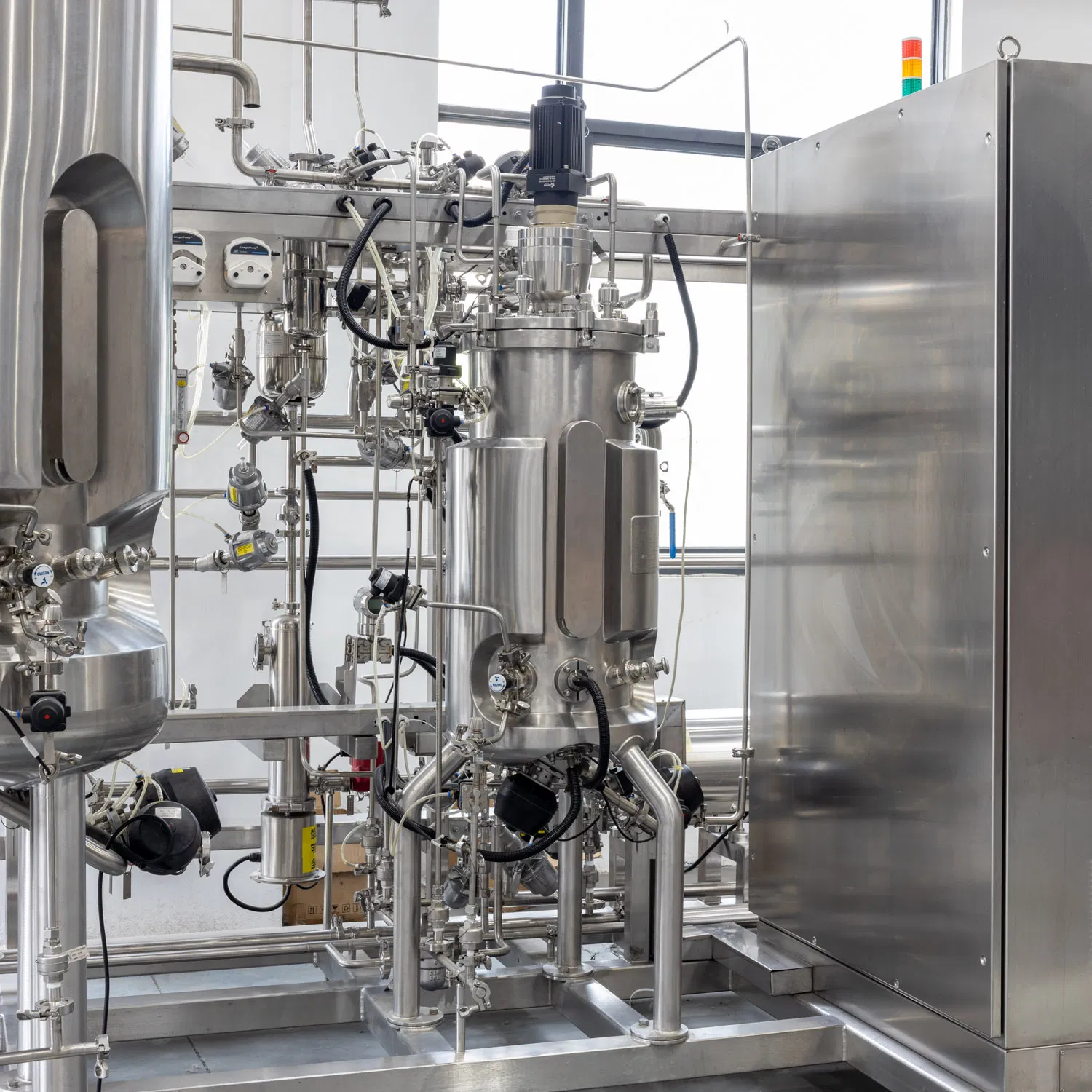Efficient Cell Growth Process Optimization 5~5000L Stainless Steel Bioreactors&Fermenter Reactor