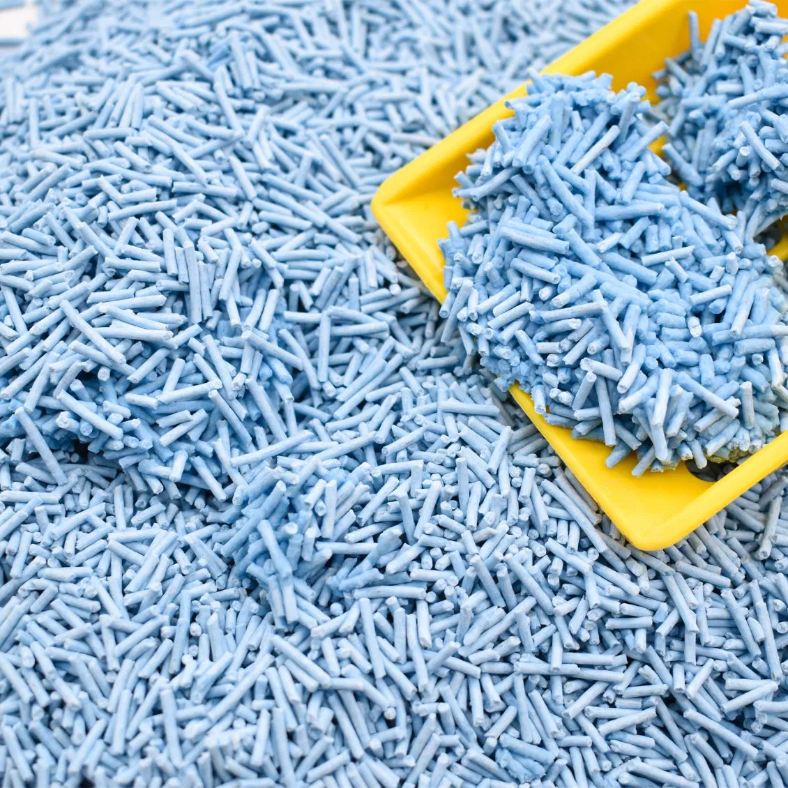 OEM Factory Wholesale 2kg Premium Quality Dust-Free Clumping Tofu Cat Litter Eco-Friendly Biodegradable
