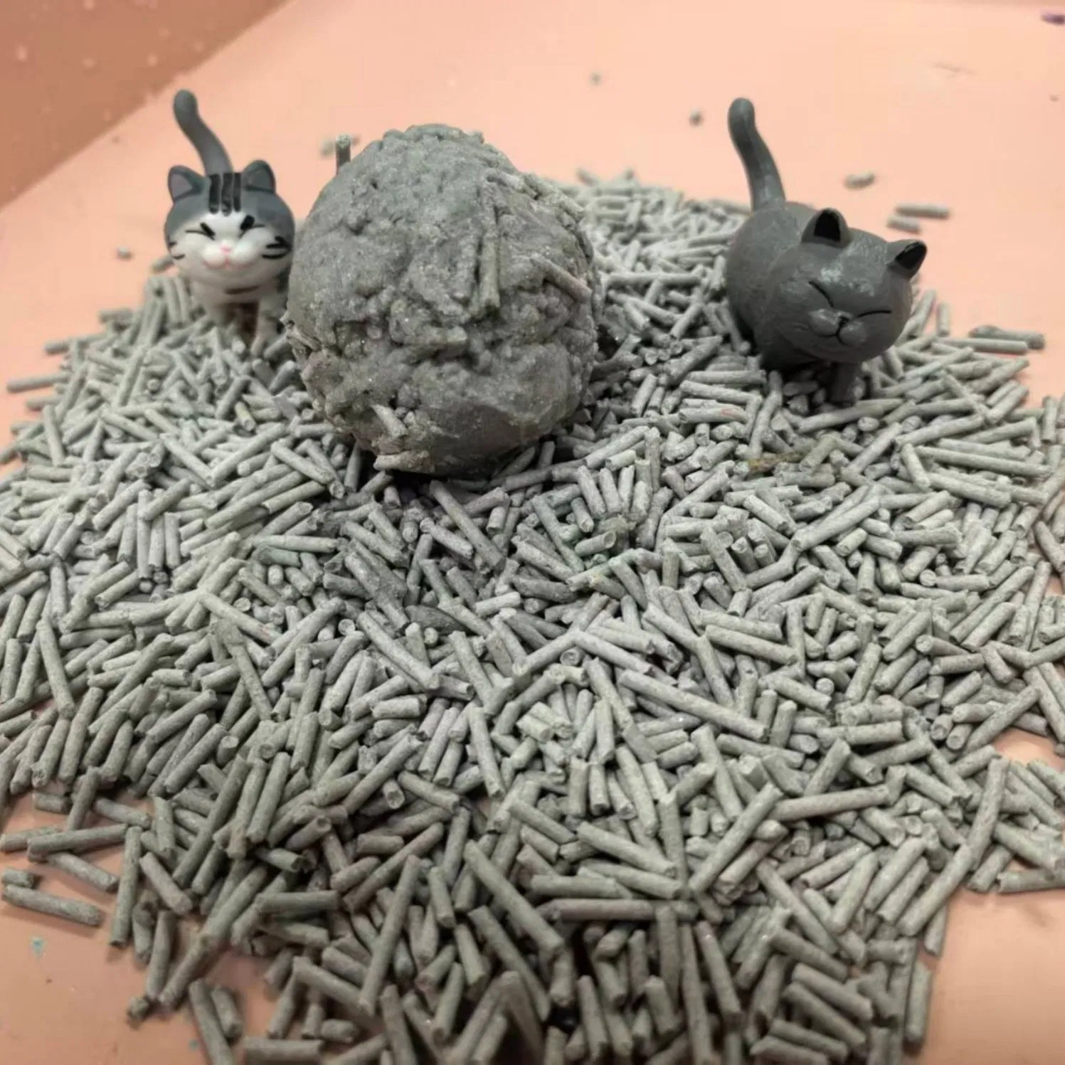 Resource Positive Coffee Cat Litter Crafted From Coffee Roasting Byproducts with Long Acting Odor Capture Strong Clump Stability Lightweight Conveyance and Sust