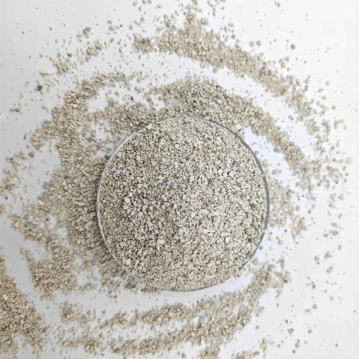 OEM/ODM Factory Price Almost Dust Free Fast Clumping Mineral Bentonite Cat Litter