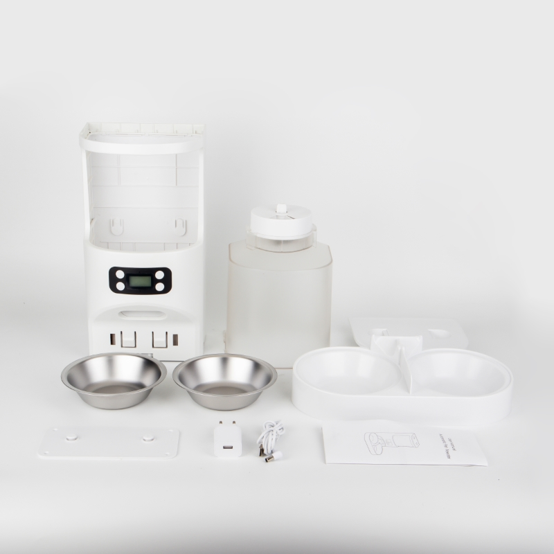 Smart Automatic Pet Feeder with Programmable Meal Scheduling