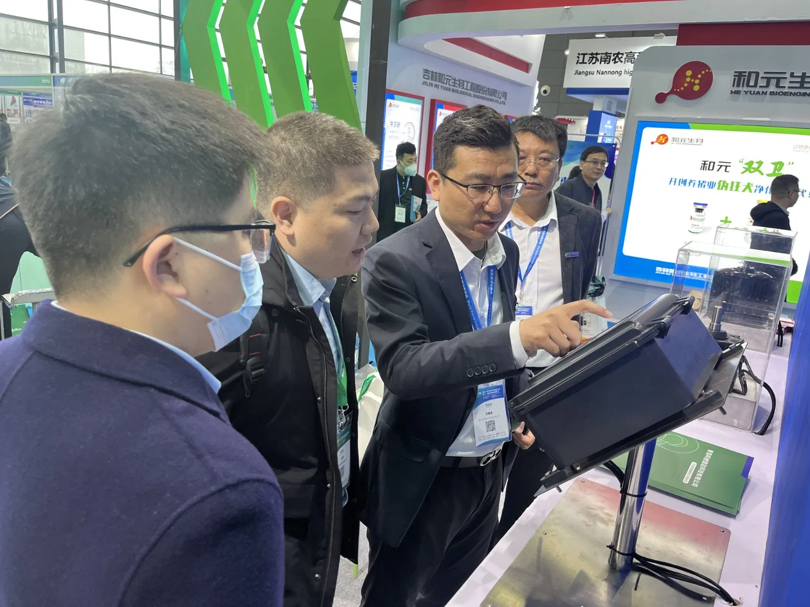 Ccsda Digital Poultry Farm Controller 10 Inch Touch Screen Remote Monitoring