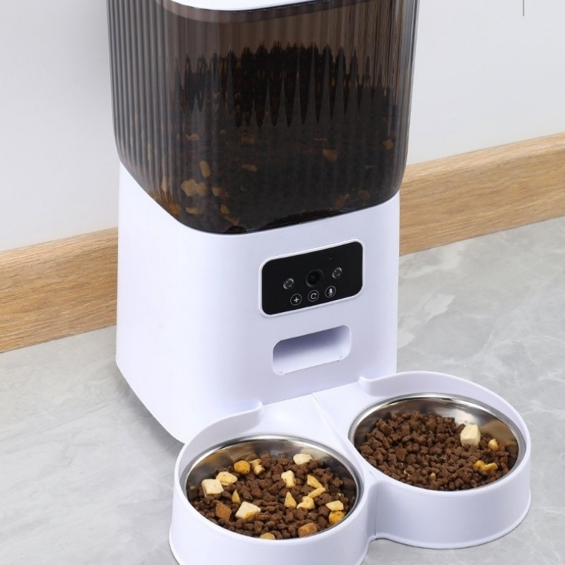 New WiFi Pet Smart Automatic Feeder Timed and Quantitative Pet Feeding Machine