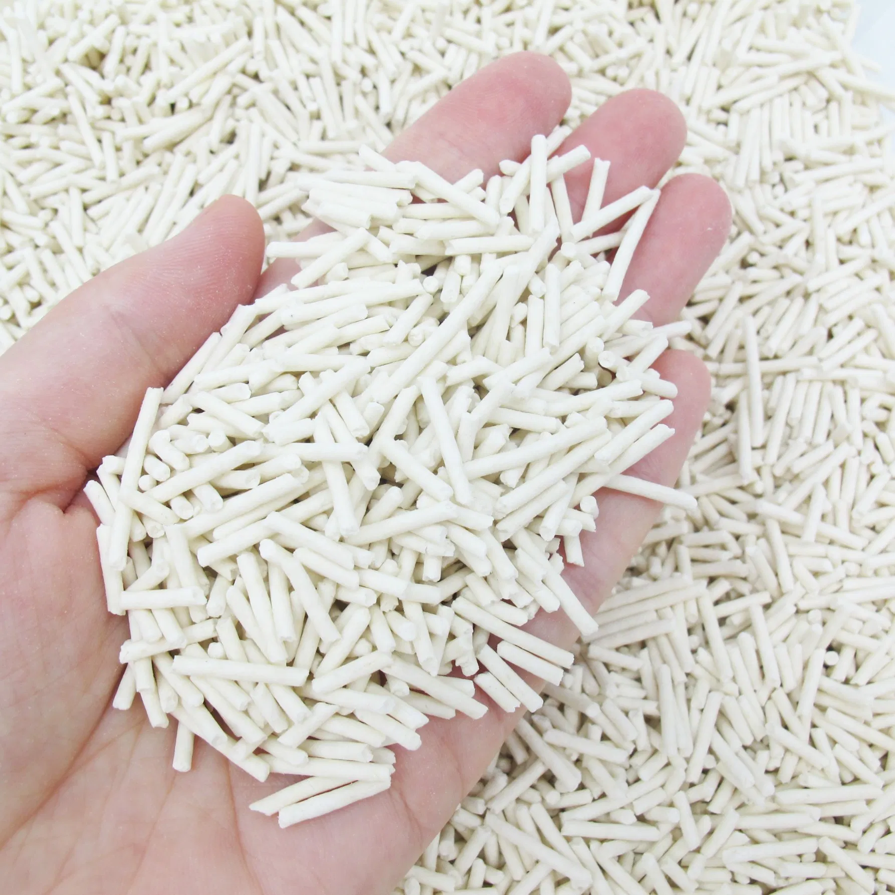 Factory Price Clumping Strong Odor Control Flushable Eco-Friendly Dust Free Cat Cleaning Original Bentonite/ Crystal Silica Gel/ Tofu Cat Litter (Pet Supply)