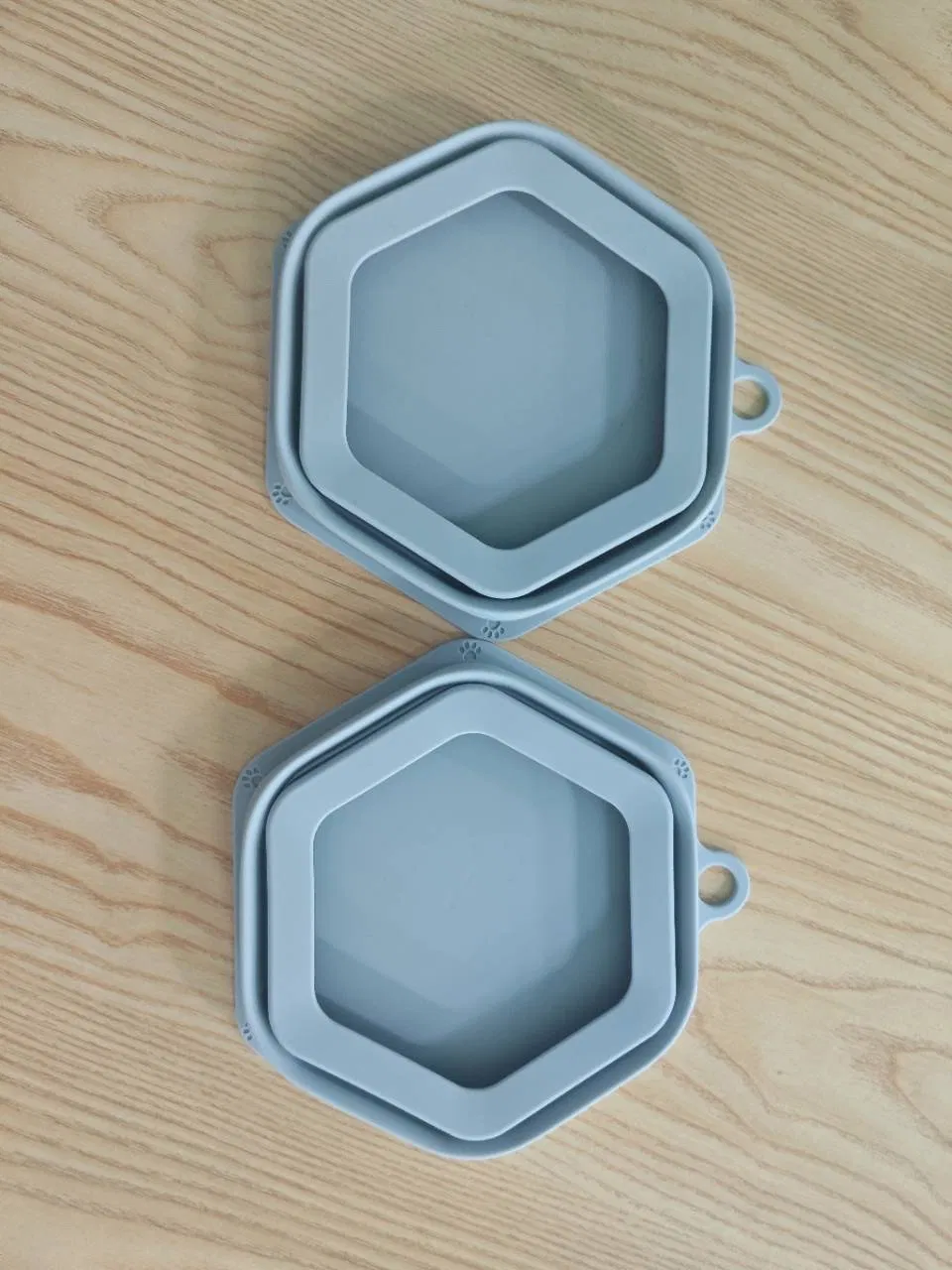 Silicone Foldable Collapsible Lightweight Food Travel Water Bowl for Pet