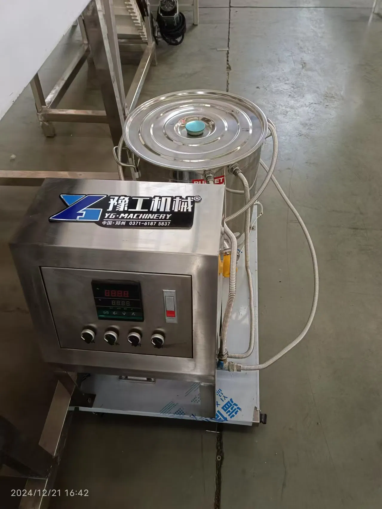 Multi - Function Dry Wet Pet Feed Pet Food Production Line Machine