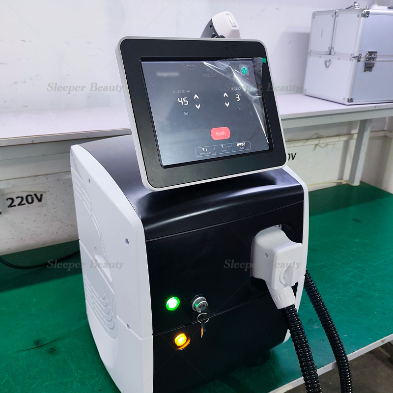 Diode Laser Hair Removal Device 1200W 2400W 3 Wavelengths Android System Remote Data Management