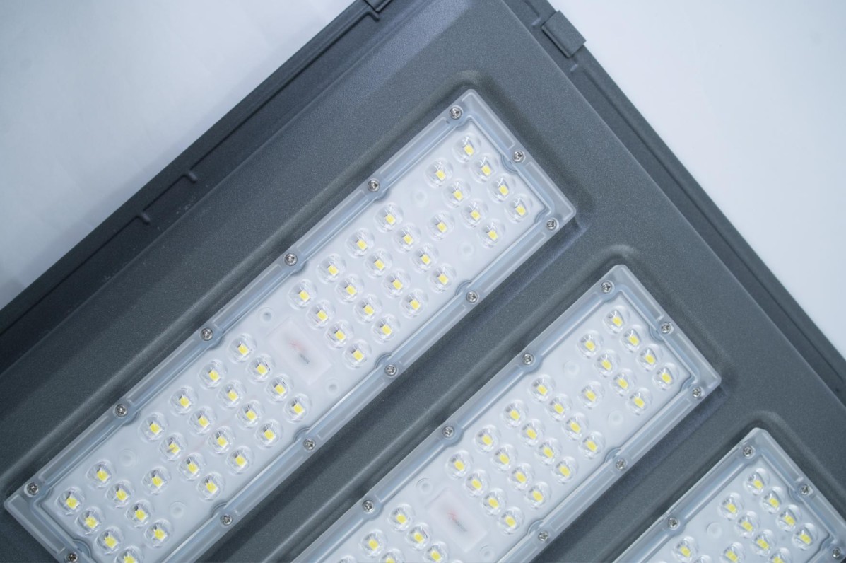 High-brightness lens lamp beads
