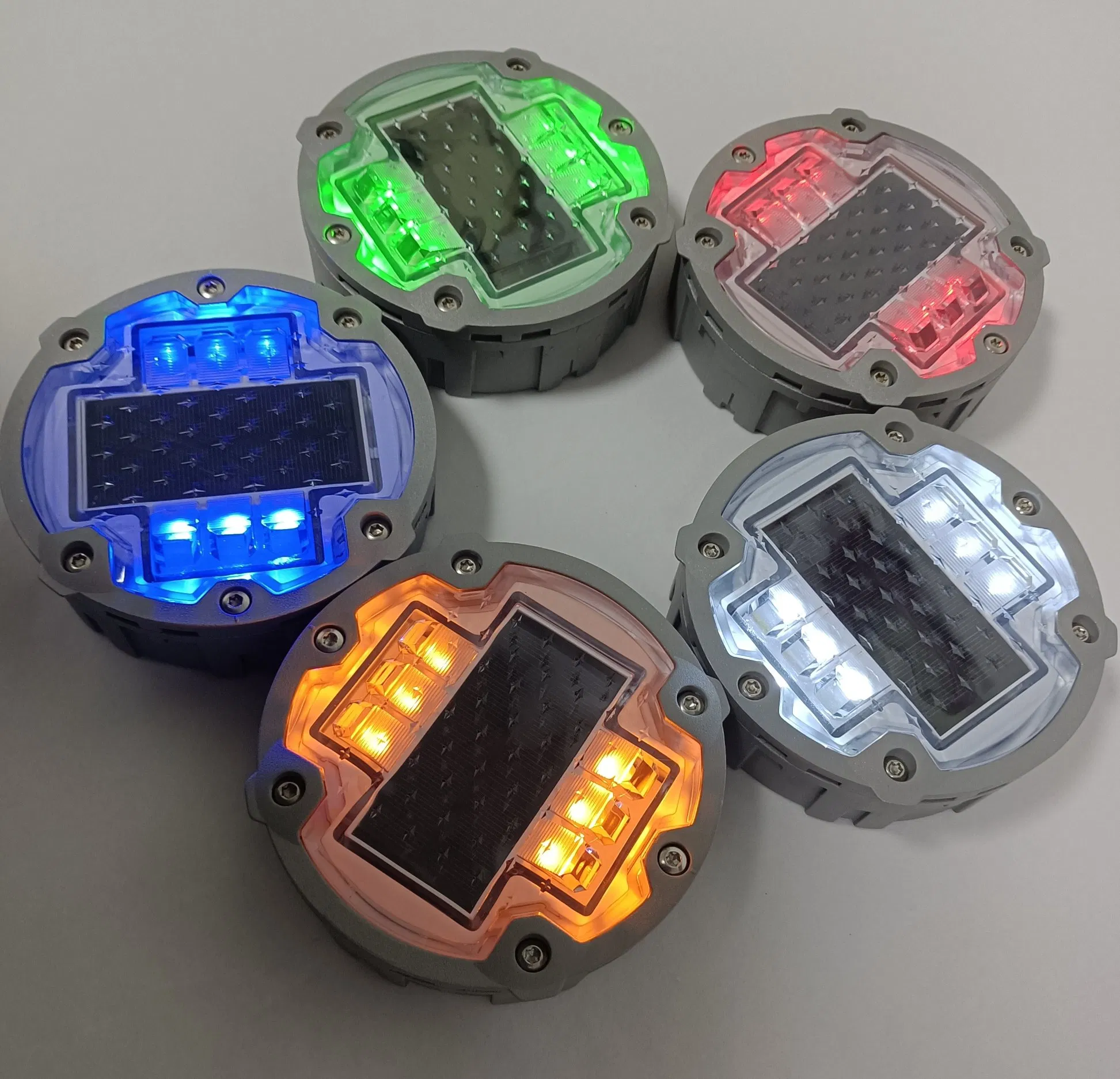 Factory Solar Road Studs Solar Deck Lights LED Road Marker Lights High Quality Outdoor Solar Road Warning Lights